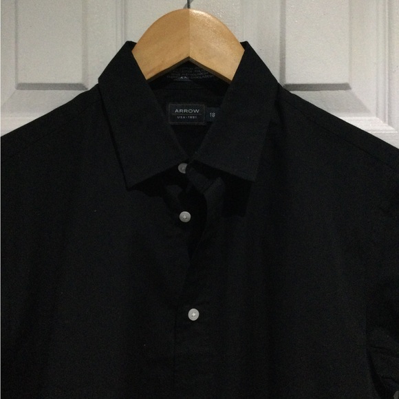 Arrow Classic Black Timeless Dress Shirt - Picture 4 of 6